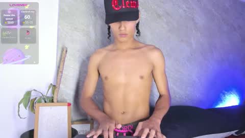 Trey online show from March 12, 5:04 am