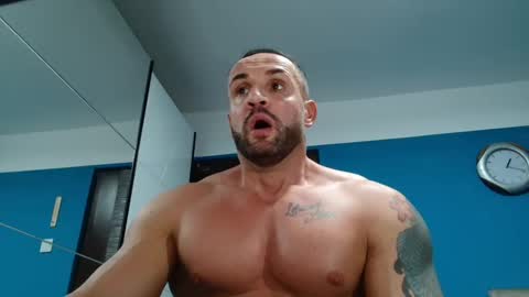 tridentmuscles online show from December 30, 11:17 pm