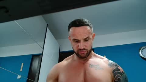 tridentmuscles online show from January 14, 10:02 pm