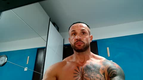 tridentmuscles online show from October 7, 12:31 pm