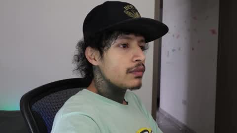 - trieone online show from February 18, 3:42 pm