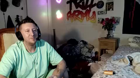 trillnonymau5 online show from December 11, 2:32 am