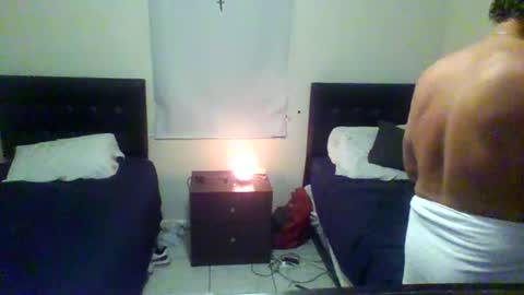 tripjoseph561 online show from March 1, 4:04 am