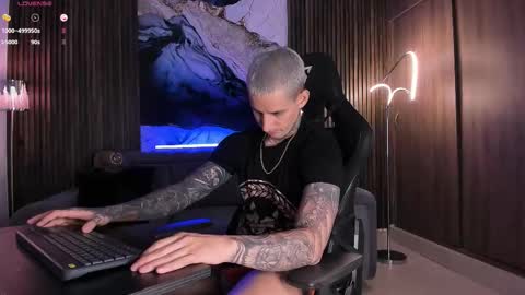 Alexander online show from November 19, 10:53 pm