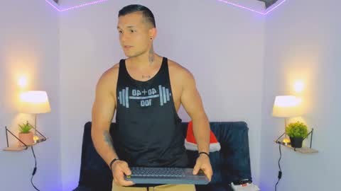 Tristan olson online show from December 16, 10:03 pm