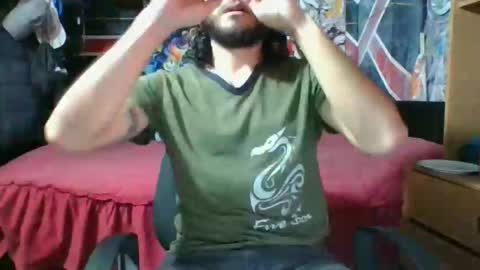 Snapshot of trizquelmen chatting on September 24, 10:19 pm Andrew online show from September 24, 10:19 pm