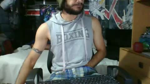 Snapshot of trizquelmen chatting on February 4, 1:38 pm Andrew online show from February 4, 1:38 pm