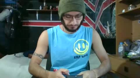 Snapshot of trizquelmen chatting on January 20, 11:35 am Andrew online show from January 20, 11:35 am