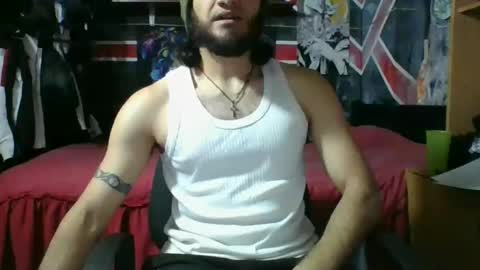 Snapshot of trizquelmen chatting on October 22, 12:35 am Andrew online show from October 22, 12:35 am