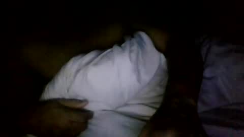 Snapshot of troi1 chatting on February 15, 12:05 am troi1 online show from February 15, 12:05 am