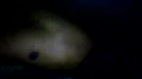 Snapshot of troi1 chatting on January 16, 1:06 am troi1 online show from January 16, 1:06 am