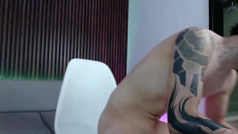 Troy online show from September 29, 7:43 pm