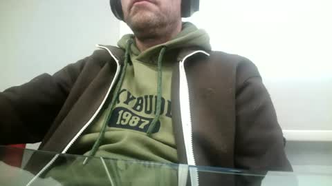 truble_again online show from April 23, 12:29 pm