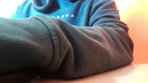 truble_again online show from April 6, 8:26 am