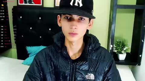 ttimy online show from January 11, 9:25 pm