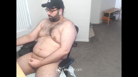 Snapshot of tubbs123 chatting on February 23, 10:20 pm Tubbs123 online show from February 23, 10:20 pm