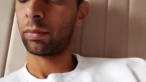 Snapshot of tunisiensexyguy chatting on December 23, 2:28 pm TunisienSexyGuy online show from December 23, 2:28 pm