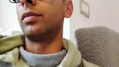 TunisienSexyGuy online show from February 15, 12:57 pm