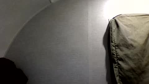 tv884588 online show from April 2, 8:33 am