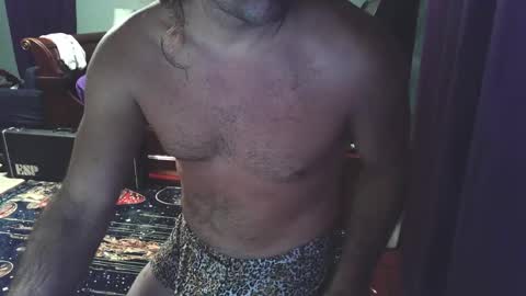 twerkyballs online show from September 9, 10:15 am