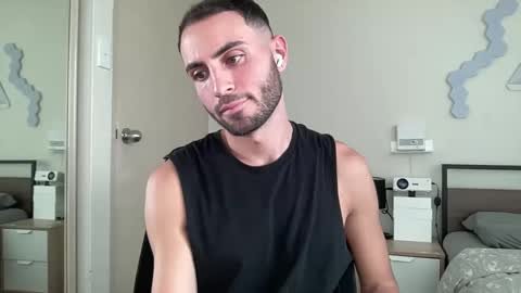 Twinkboy online show from February 15, 7:49 am