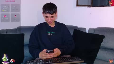 Mr Daren online show from January 8, 6:46 pm