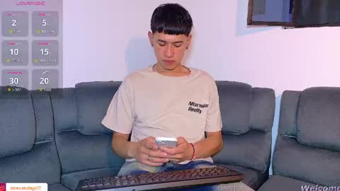 Mr Daren online show from May 18, 7:18 pm
