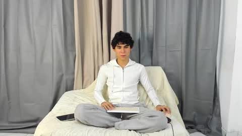 Snapshot of twink_waldorf chatting on September 17, 2:56 am Twink Waldorf online show from September 17, 2:56 am