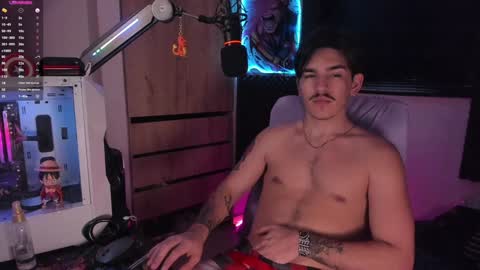 Snapshot of twinkpartyuncut chatting on January 27, 1:05 am MASTER GERRY online show from January 27, 1:05 am