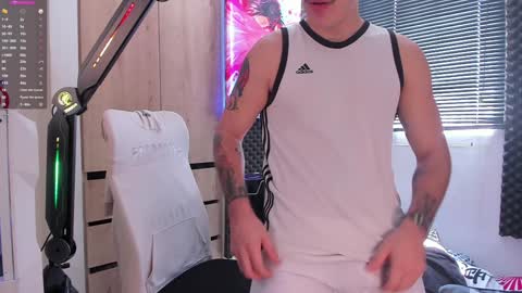 Snapshot of twinkpartyuncut chatting on January 19, 4:36 pm MASTER GERRY online show from January 19, 4:36 pm