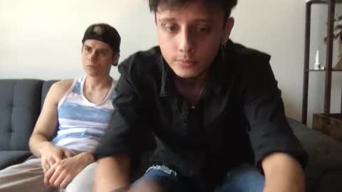 Snapshot of twinksguys360 chatting on October 24, 6:20 pm Derrick online show from October 24, 6:20 pm