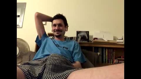 TwinkyMcgee online show from November 10, 5:45 am