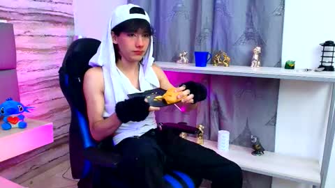 Snapshot of twinslovers_ chatting on October 19, 9:51 pm    online show from October 19, 9:51 pm