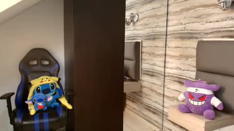    online show from January 14, 3:44 am