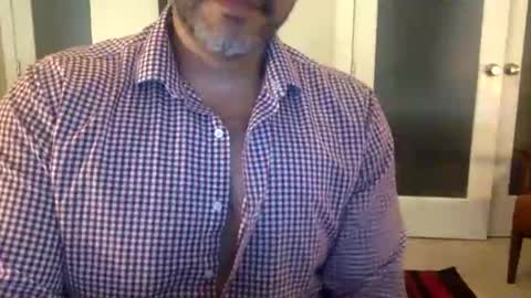 txtopcum online show from April 13, 8:20 pm