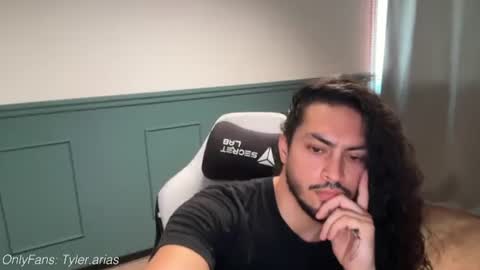tylerarias online show from June 20, 5:07 pm