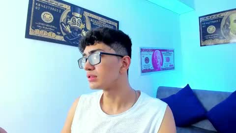 Snapshot of tylerwhiite_ chatting on January 19, 3:08 am   online show from January 19, 3:08 am