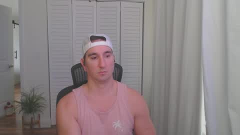 uglyduck3532 online show from January 20, 7:04 pm