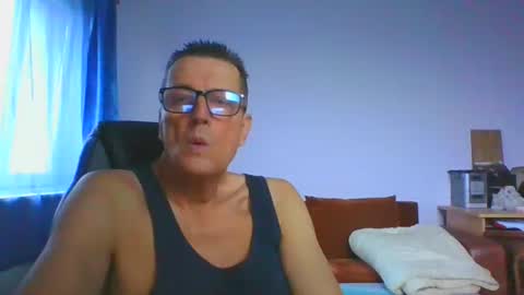 ulmeni4 online show from December 14, 7:48 am