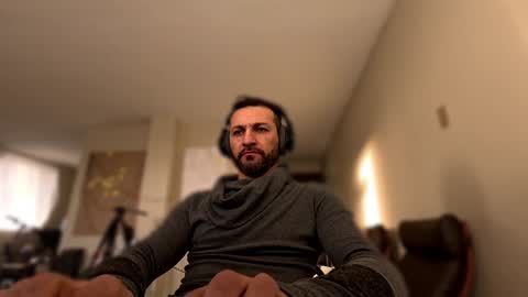 ultratoaster online show from January 20, 4:45 pm