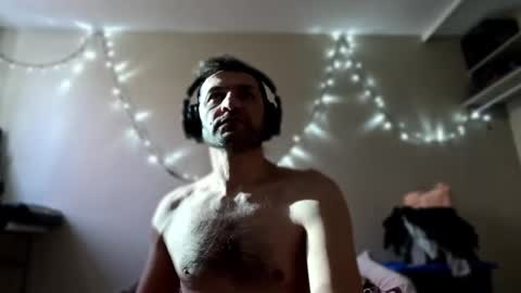 ultratoaster online show from February 16, 9:27 pm