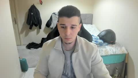 Snapshot of ulxer chatting on March 12, 8:10 pm hi im mike tyson -  online show from March 12, 8:10 pm