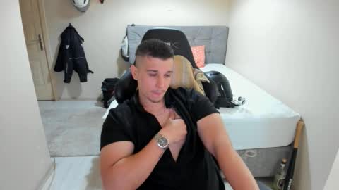 Snapshot of ulxer chatting on September 12, 6:30 pm hi im mike tyson -  online show from September 12, 6:30 pm