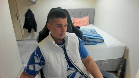 Snapshot of ulxer chatting on September 28, 7:56 pm hi im mike tyson -  online show from September 28, 7:56 pm