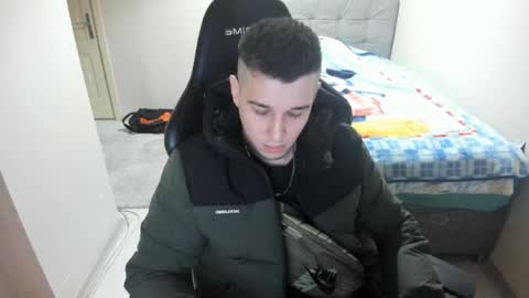 Snapshot of ulxer chatting on December 28, 7:54 pm hi im mike tyson -  online show from December 28, 7:54 pm