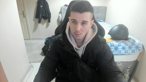 Snapshot of ulxer chatting on January 29, 7:53 pm hi im mike tyson -  online show from January 29, 7:53 pm