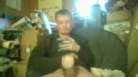 Snapshot of uncut929 chatting on January 17, 10:27 pm uncut929 online show from January 17, 10:27 pm