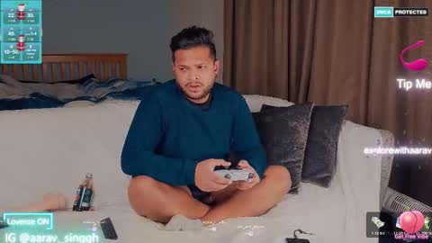 Aarav online show from December 13, 11:22 pm