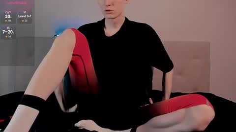 Kyle online show from November 6, 3:37 pm