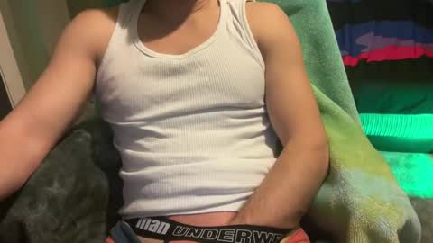 Snapshot of unicornnn___ chatting on February 14, 11:32 pm Game OF Pornnn  online show from February 14, 11:32 pm